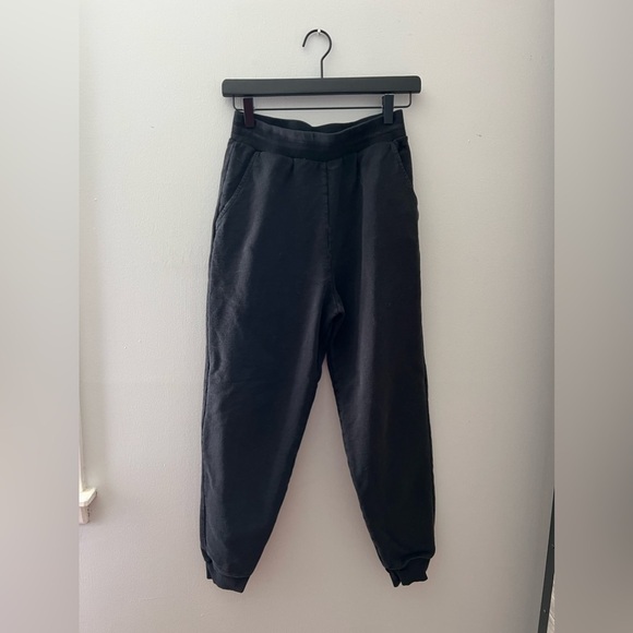 Tan + Lines Black Joggers Large - Picture 1 of 8